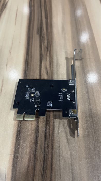 Продается 2.5G сетевая карта, скорость  2.5 гб