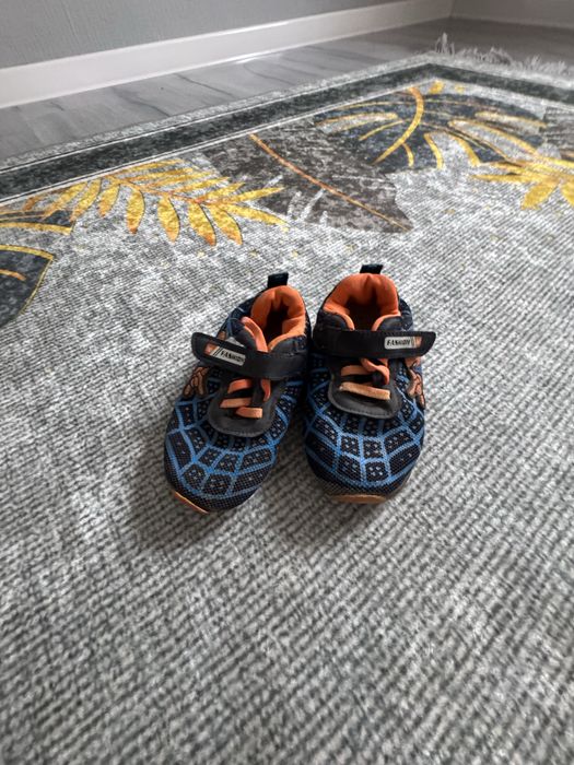 Детская обувь новая  и    б/у уточняйте, размеры разные