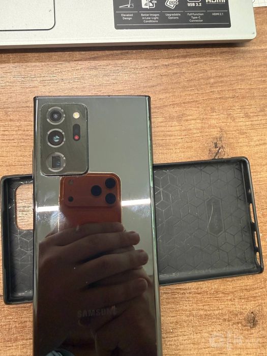 Срочно продаю Samsung Galaxy Note 20 Ultra.