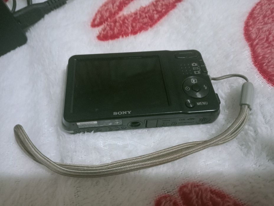 Срочно Продам фотоаппарат sony