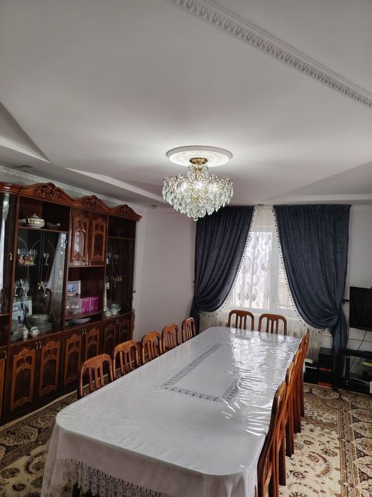 Продается двух этажный дом