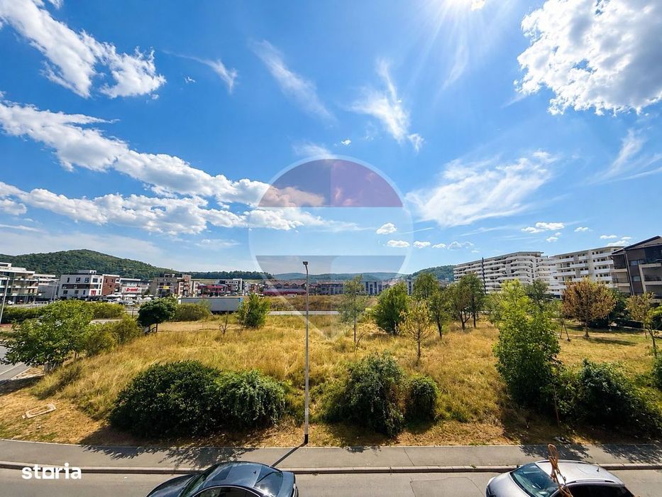Apartament 2 camere cu 2 balcoane si parcare subterana, Str. Eroilor