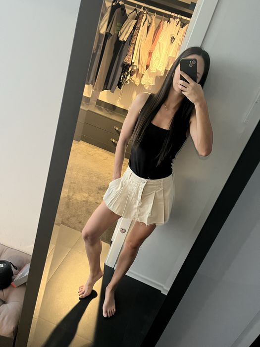 Бежова пола-панталон