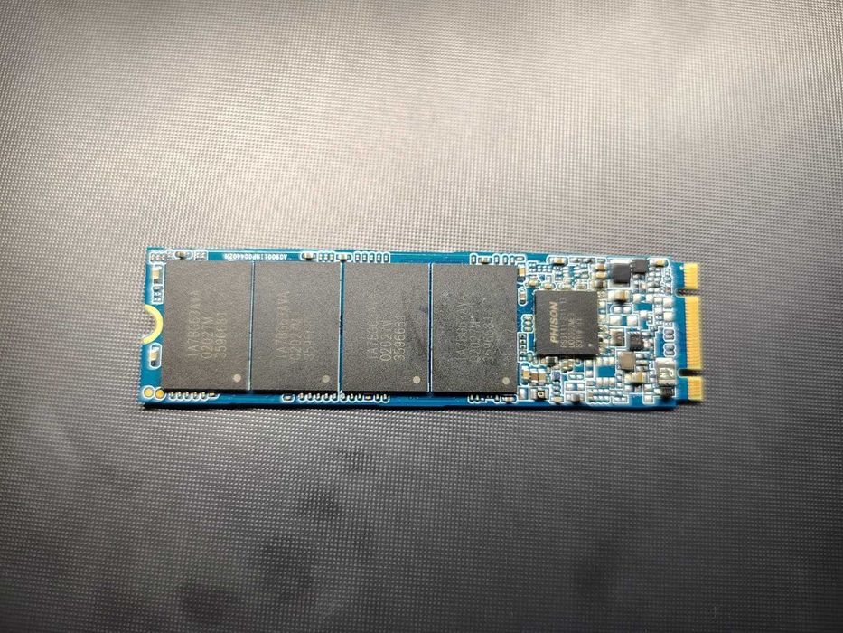 SSD M.2 SATA 1TB (1024 GB) Phison S11 – Sănătate 95% (Stare Excelentă)