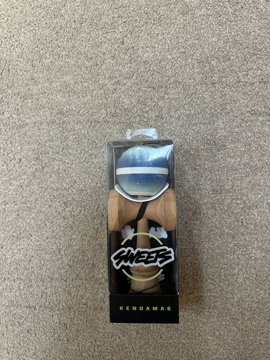 Kendama Sweets Horizon Fade Albastru/Alb – AntiSkid (originală)