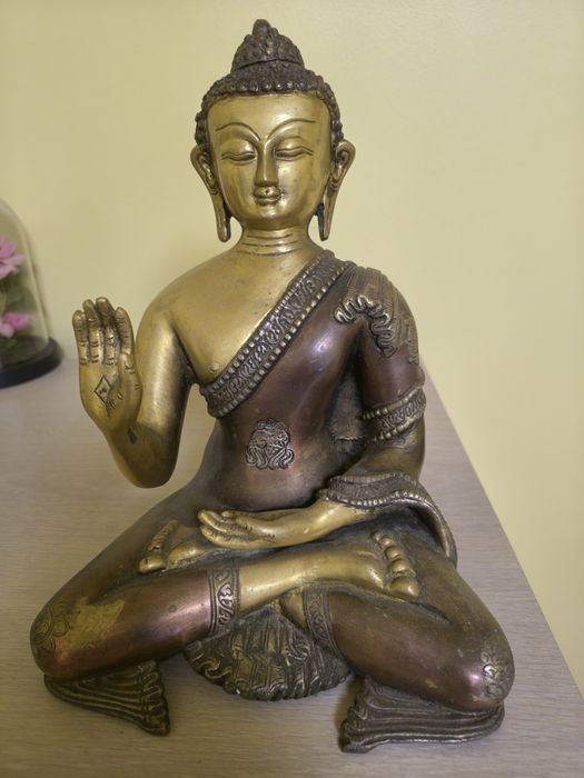 Statuete din bronz masiv