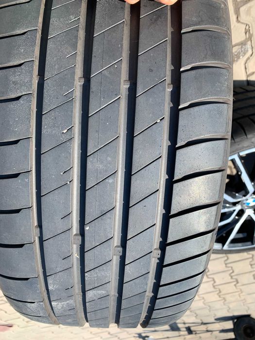 Jante BMW Seria 1 F40 2 F44 Anvelope iarna noi Bridgestone 235 35 19