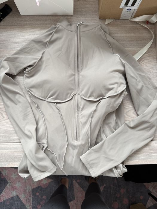 Спортен гащеризон и комплекти