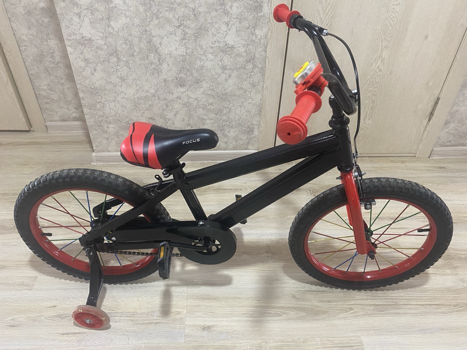 Продам детский велосипед 18