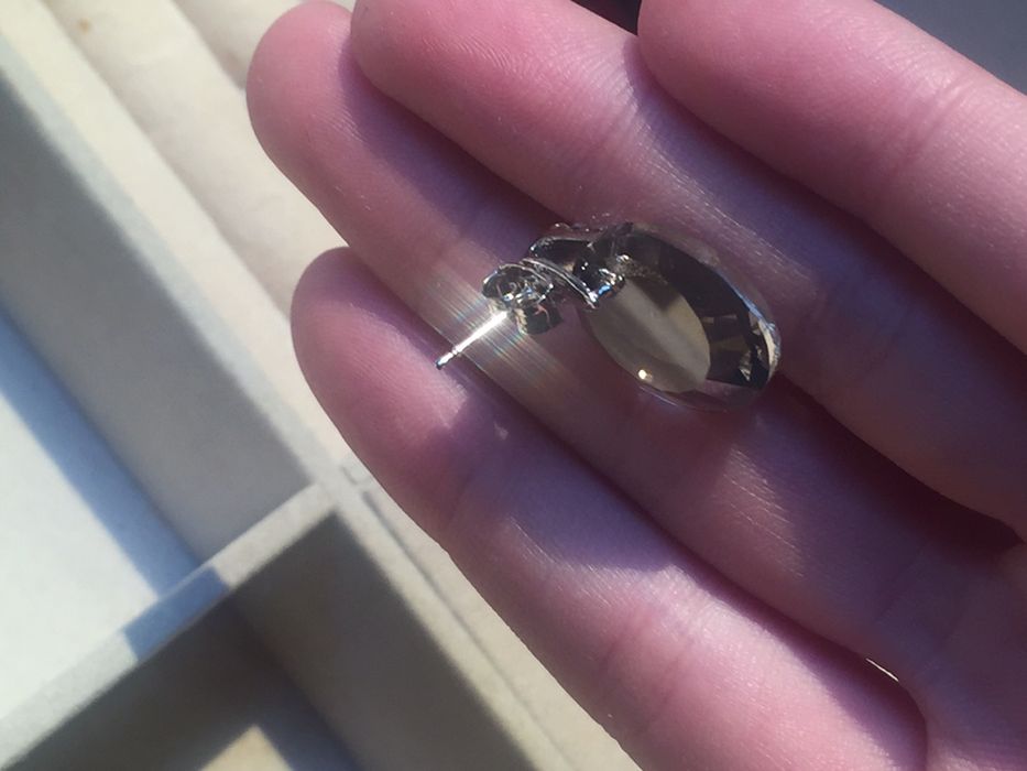 Аккуратные нежные серьги