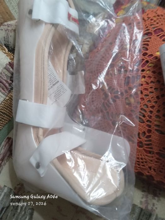 Продам отрез на голеностопный сустав 
"Ортез на голеностопный сустав".