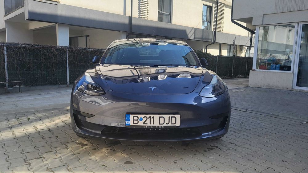TESLA 3 SR+ . 2022/3