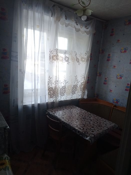 Продам квартиру .