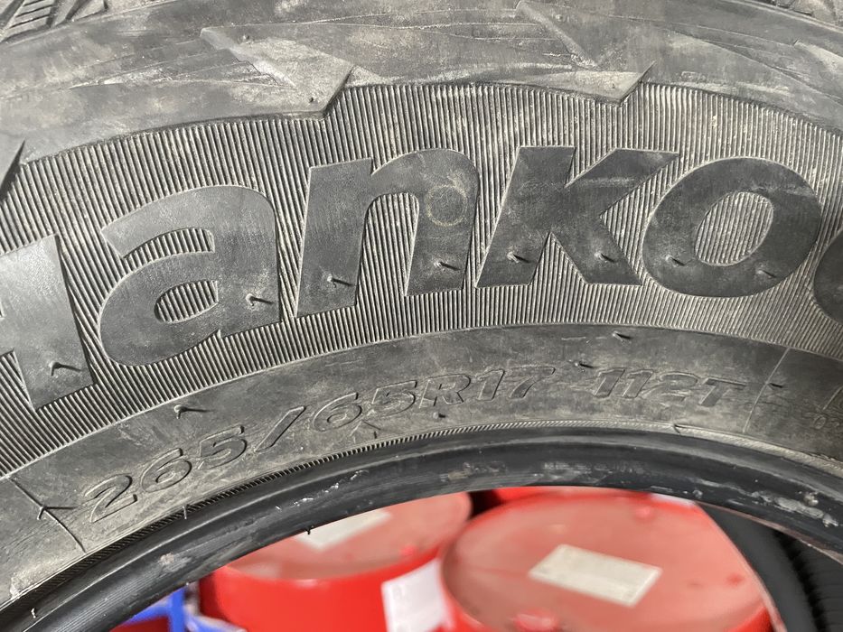 Продам шины R17