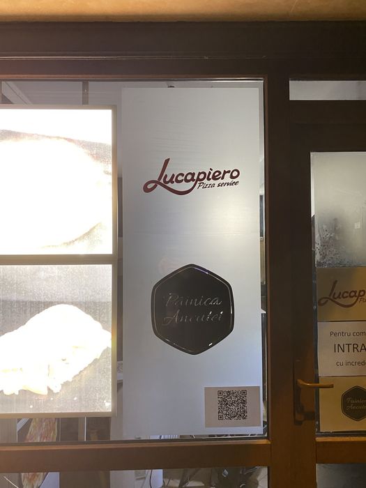 Folii geam, tip reclama