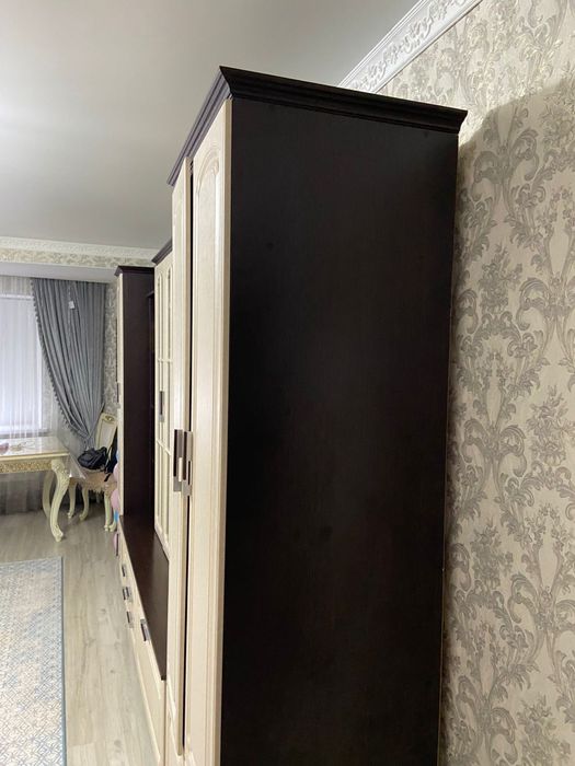 Продам шкаф для гостиной