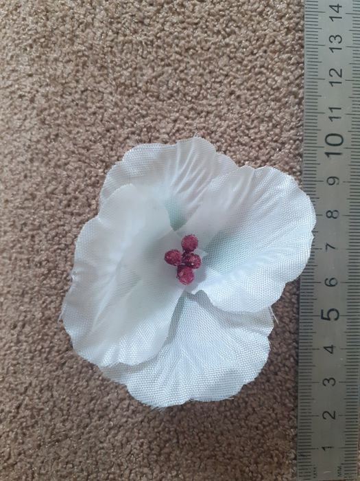 Продам декоративные цветы