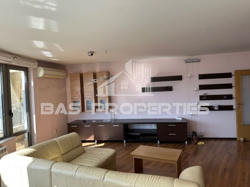 Продава се Четиристаен апартамент в София, Манастирски ливади - 141 кв.м за 1519 €/кв.м - Снимка #1