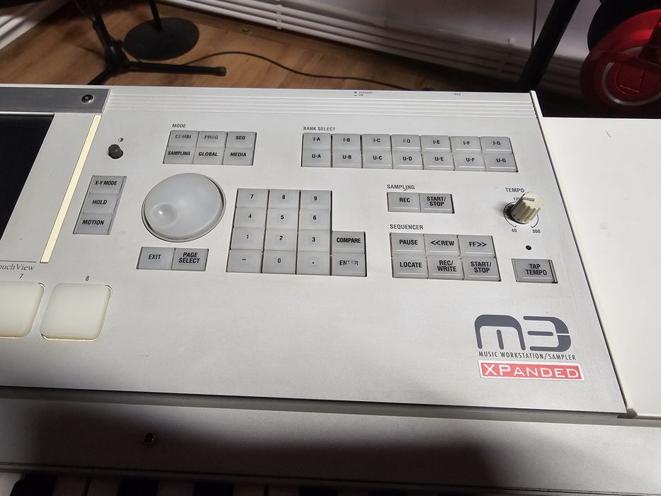 Korg M3 XPanded 320mb ram stare perfecta