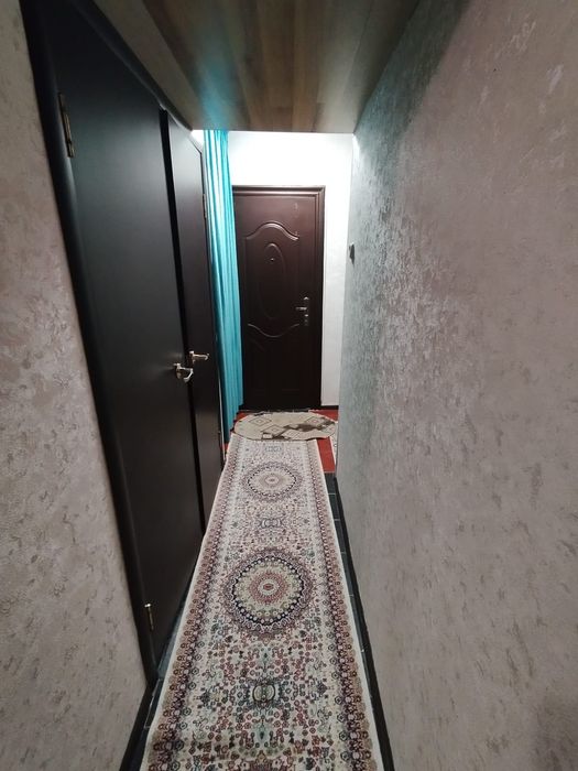 Продам 4 комнатную квартиру