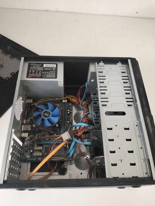 Компьютер монитор