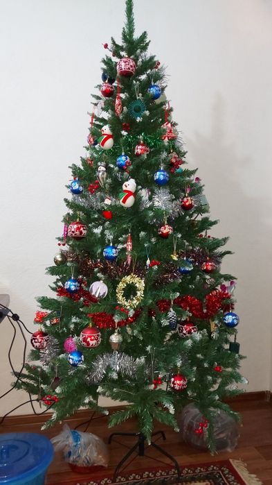 Искусственная елка