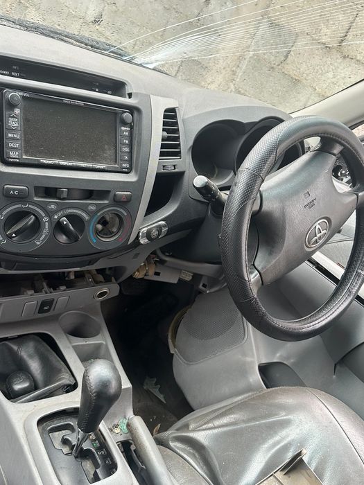 Toyota Hilux 3.0d автомат 2007 НА ЧАСТИ