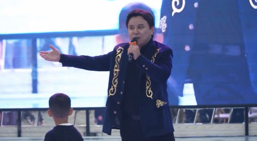 Асаба Шоумен Тамада