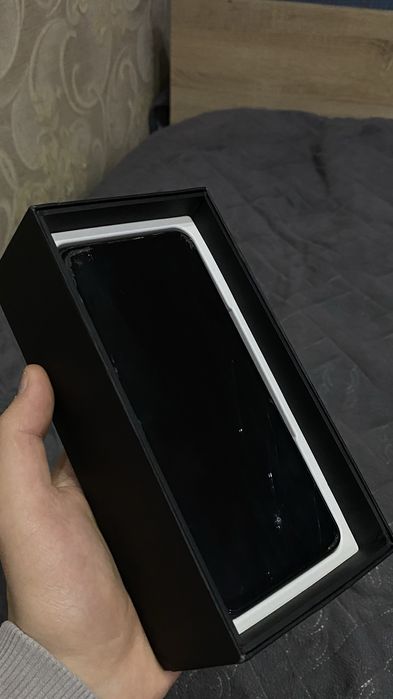 Продаются телефоны