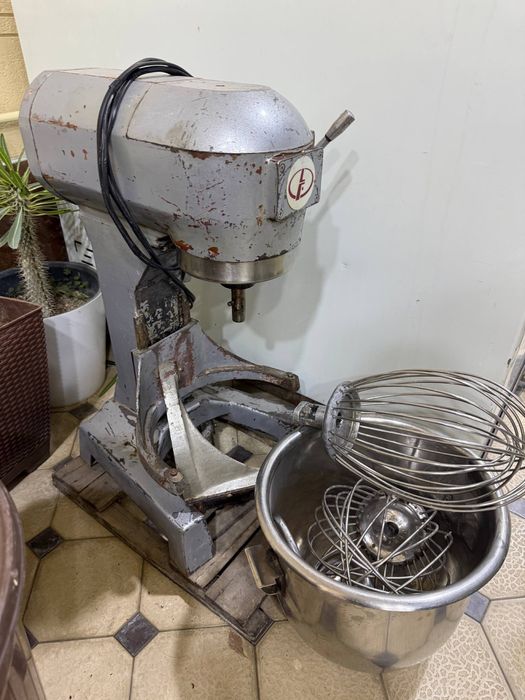 Миксер    б/у