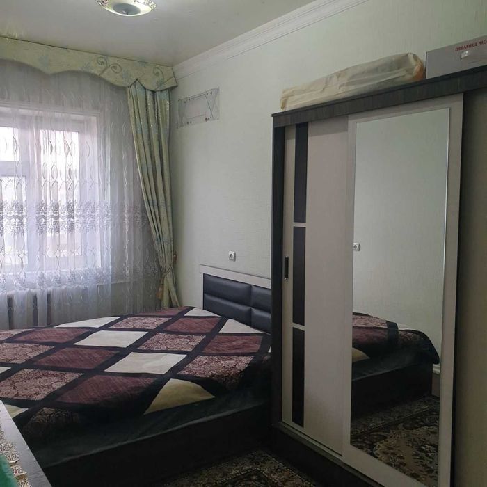 Chig`atoyda 4 xonali kvartira sotiladi.