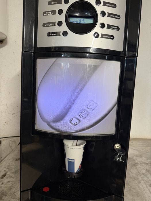 Bianchi Gaia,aparat cafea 1 macinator boabe,2 instant ciocolata si lapte,an2014