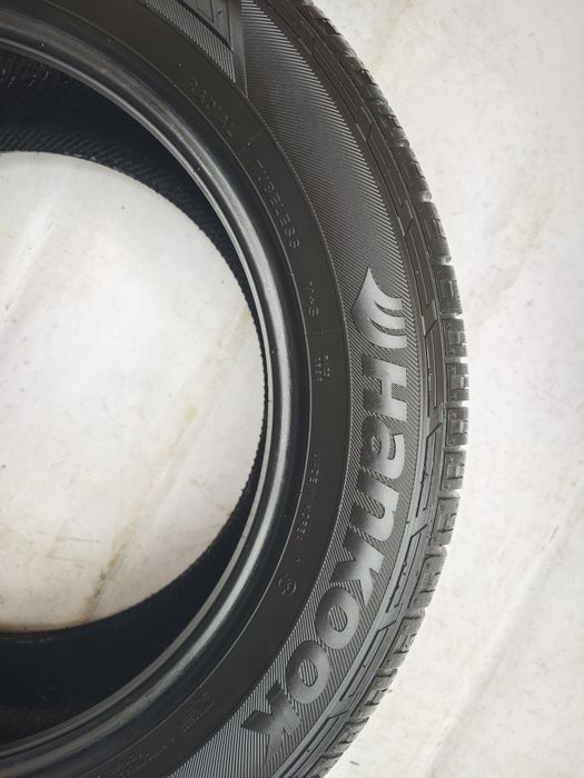 Anvelope 235/55/17 iarna Hankook an 2024