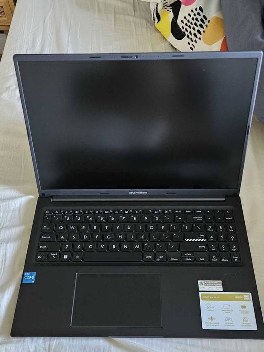 Laptop gaming Asus Vivobook, Intel Core i9-13900H, 32GB RAM, 1TB SSD, NVIDIA RTX 4050, nou impecabil