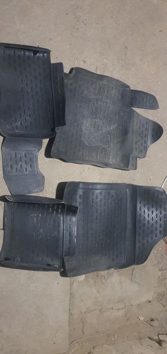 Полики на Киа Рио и Хендэ Акцент.