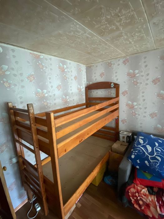 Двух ярусная  кровать