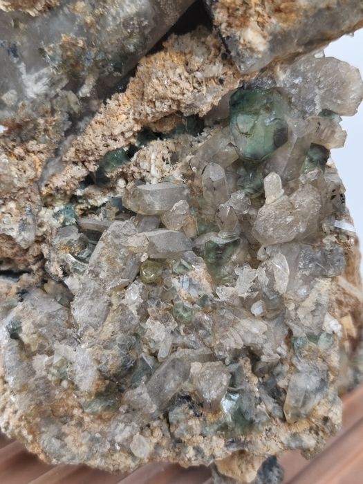 Geodă colecție cu multe cristale