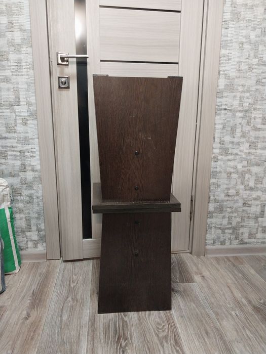 Продам Табуреты новые.