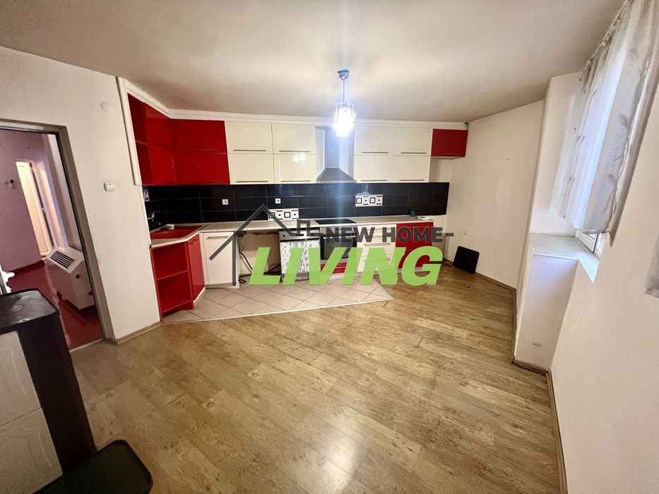 Продава се Многостаен апартамент в Асеновград - 134 кв.м за 859 €/кв.м - Снимка #1