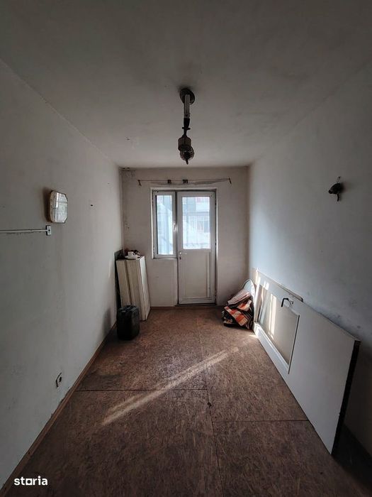 Pret imbatabil! 2 camere , et 2, zona Micro 11