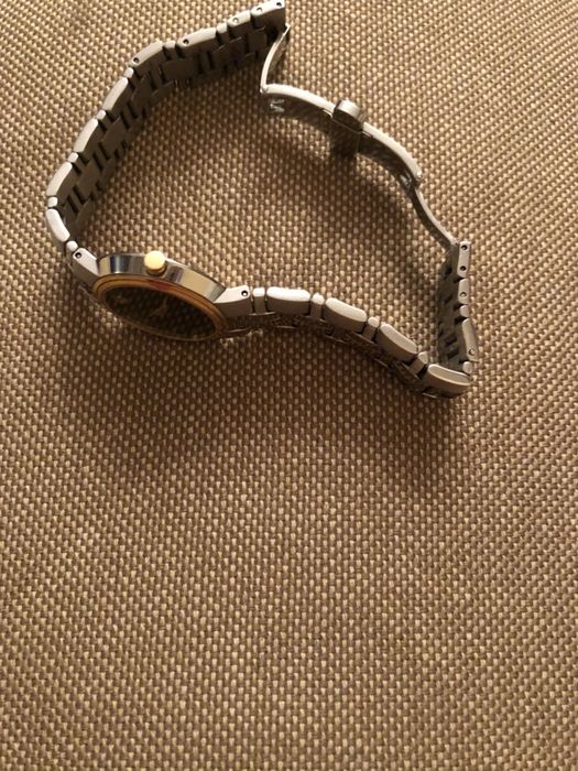 Часовник дамски Мовадо