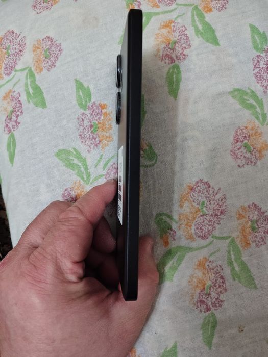 Poco F6 8/256 чёрный