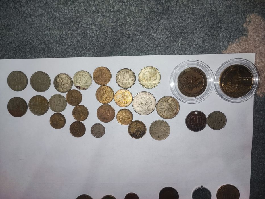 Продам старинные монеты