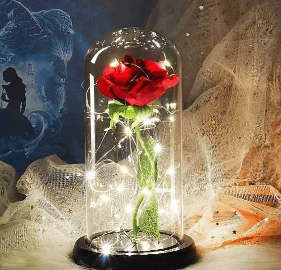 Вечна роза в стъкленица е  вдъхновена от „Красавицата и звяра“ .