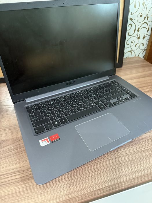 Продам ноутбук Asus