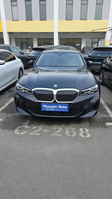 BMW i3 35L eDrive 2023