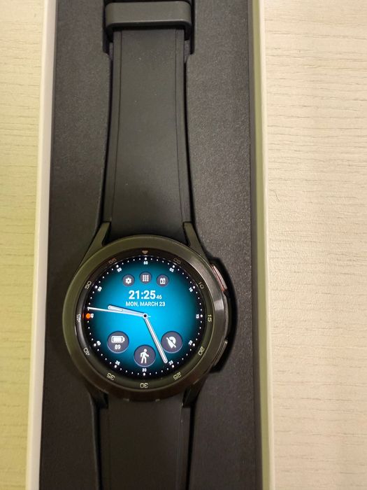 Samsung Galaxy Watch4 Classic