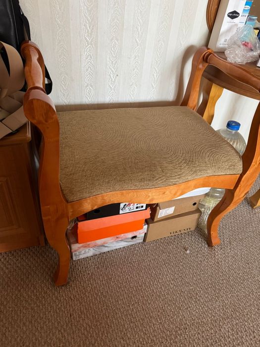 Продам банкетку для коридора