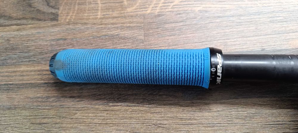 Карбоново кормило