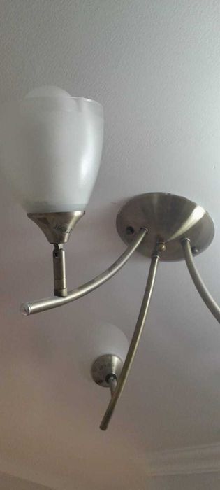 Продается люстра